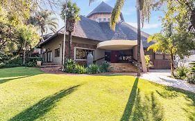 Leopard Lodge